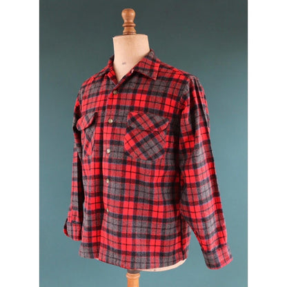 Vintage 1950s Pendleton wool board shirt - red plaid - 44” chest