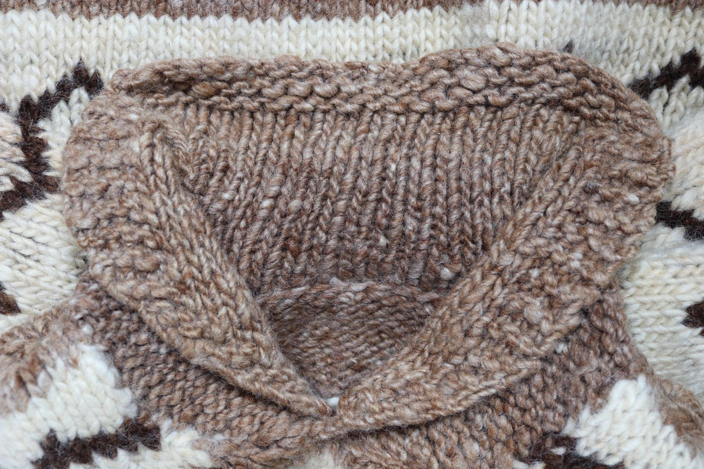 Vintage 1970s cowichan sweater - chunky wool jumper - hand knitted - shawl collar - 46” chest