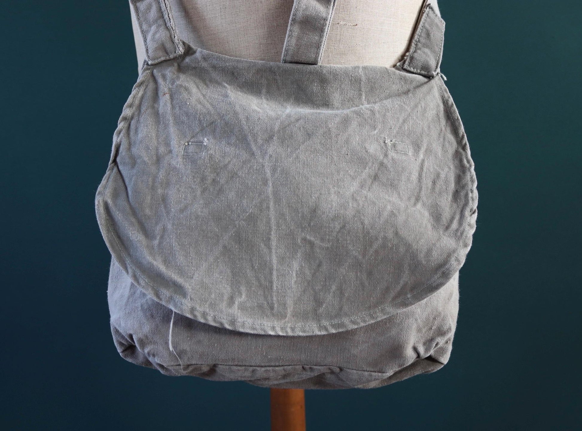 Vintage 1950s Swedish military bag - cotton cross shoulder musette - mattornist - stamped
