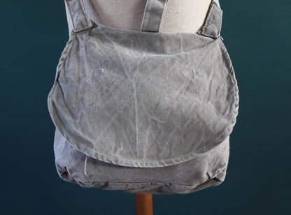 Vintage 1950s Swedish military bag - cotton cross shoulder musette - mattornist - stamped
