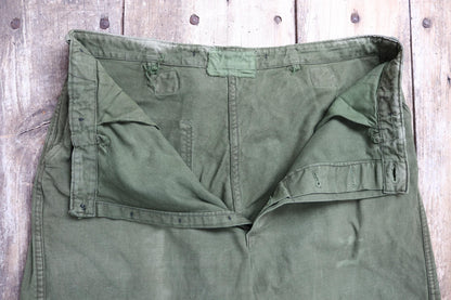 Vintage 1940s 50s Swedish army trousers - military workwear - cotton twill buckle back pants - utility field chore - 34” x 30”