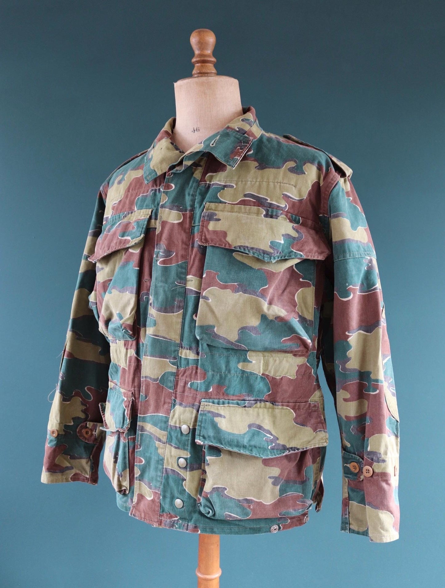 Vintage 1950s Belgian paratrooper jump smock - military anorak - army jacket - jigsaw camouflage - 46” chest