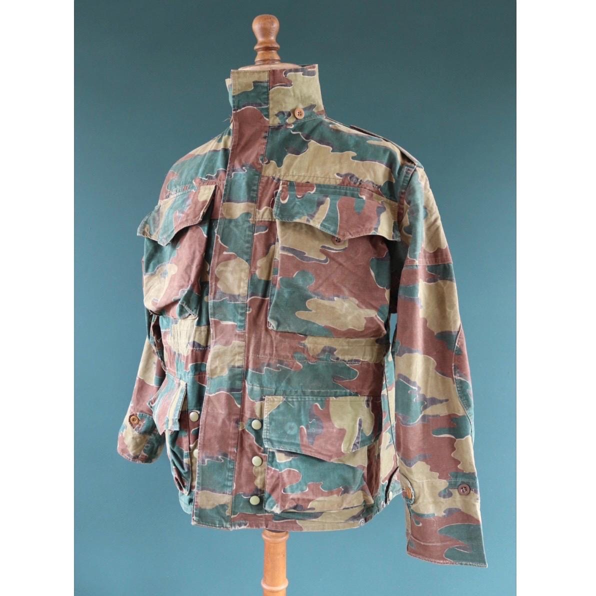 Vintage 1950s Belgian paratrooper jump smock - military anorak - army jacket - jigsaw camouflage - 47” chest