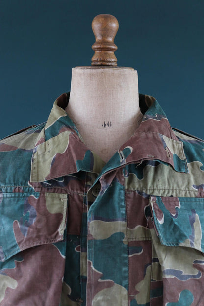 Vintage 1950s Belgian paratrooper jump smock - military anorak - army jacket - jigsaw camouflage - 47” chest