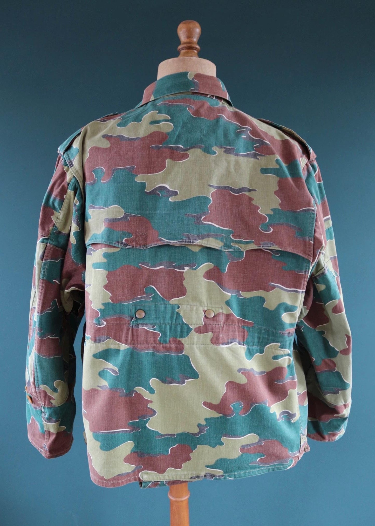 Vintage 1950s Belgian paratrooper jump smock - military anorak - army jacket - jigsaw camouflage - 48” chest