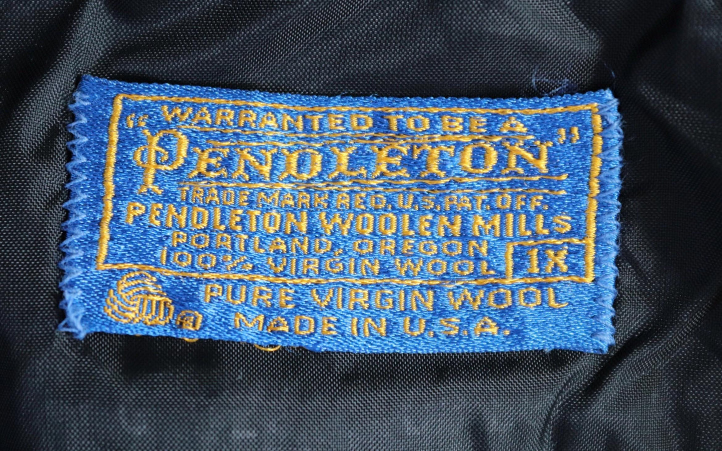 Vintage 1990s Pendleton wool board shirt - Blackwatch tartan - 56” chest