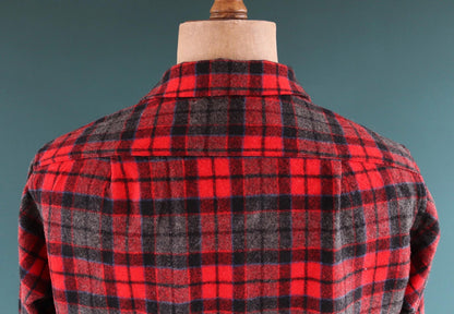Vintage 1950s Pendleton wool board shirt - red plaid - 44” chest