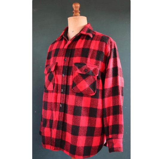Vintage 1960s 70s wool workwear shirt - red black buffalo plaid - Penneys Towncraft - 51” chest - hunting camping logger