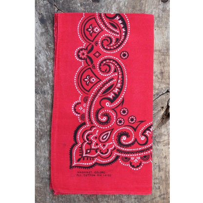 Vintage 1960s red cotton bandana - colorfast printed pocket square - workwear neckerchief - RN 14193
