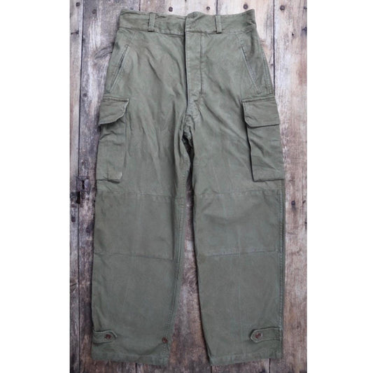 Vintage French military workwear trousers - 1950s 40s cargo pants - M47 - khaki green cotton army overalls - 35” x 30”