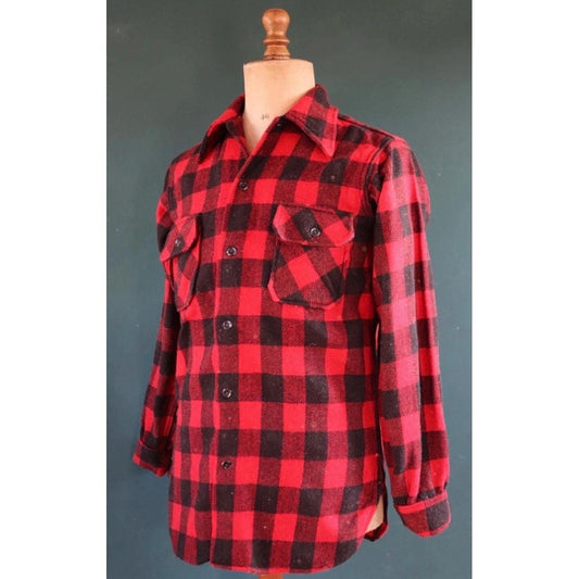 Vintage 1960s wool workwear shirt - red black buffalo plaid - Soo Wool - 39” chest - hunting camping