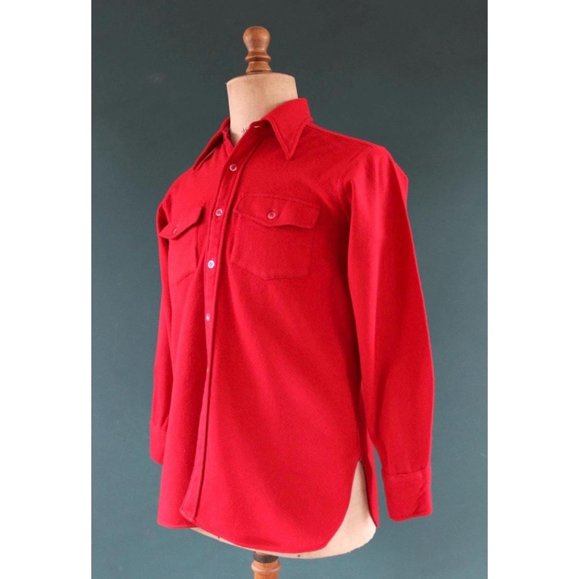 Vintage 1960s wool shirt - plain red - 41” chest