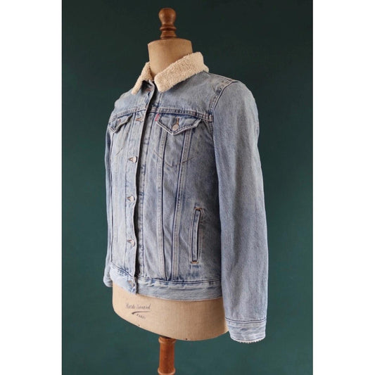 Vintage Levis sherpa lined denim jacket - Levi Strauss shearling - workwear - red tab small e - 38" chest