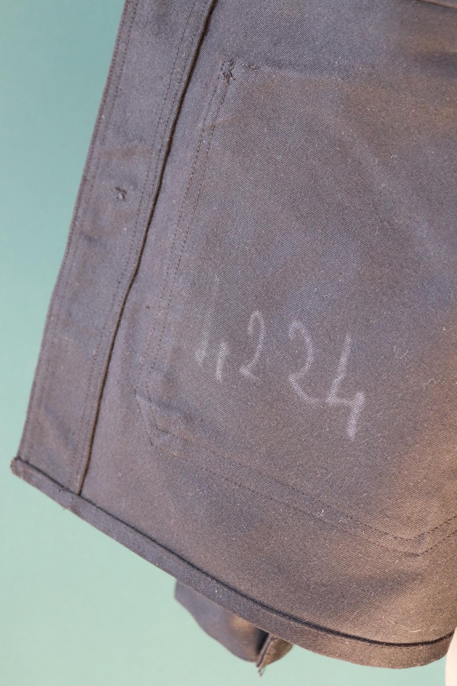 Vintage French black moleskin workwear jacket - 1940s 50s chore coat - deadstock - 41” chest