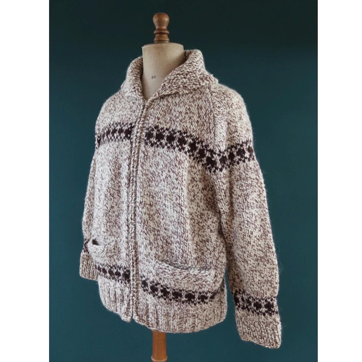 Vintage 1960s Cowichan wool cardigan - hand knitted - chunky winter sweater - 46" chest
