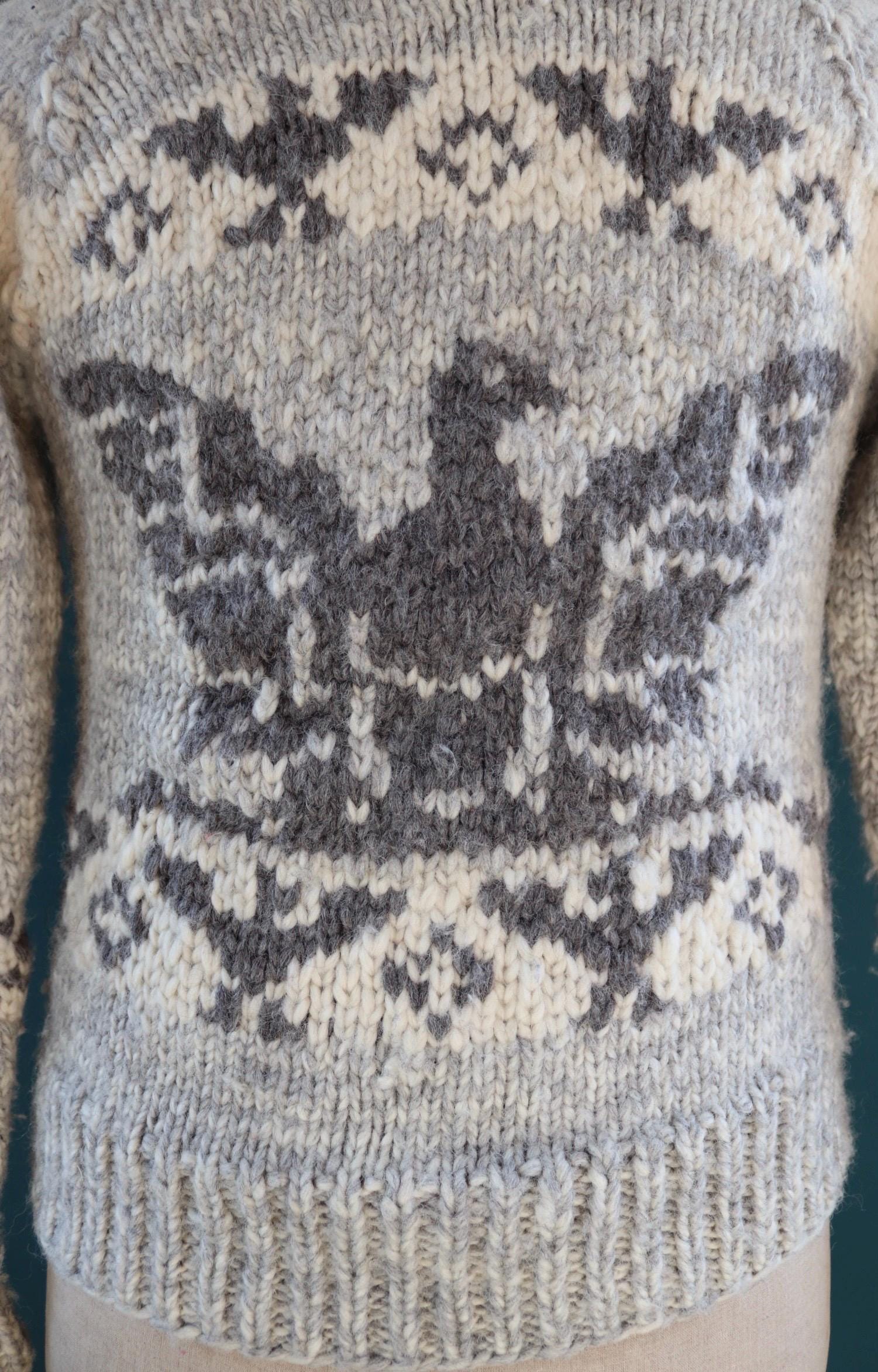 Vintage 1980s Tuak cowichan sweater - chunky wool cardigan - hand knitted jumper - Thunderbird design - 36” chest