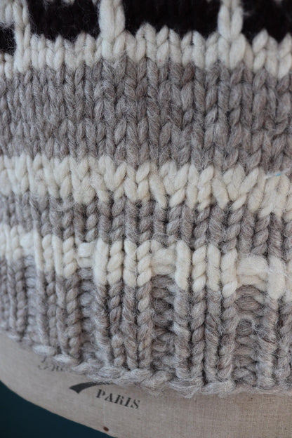 Vintage 1970s cowichan sweater - chunky wool jumper - hand knitted - shawl collar - 46” chest