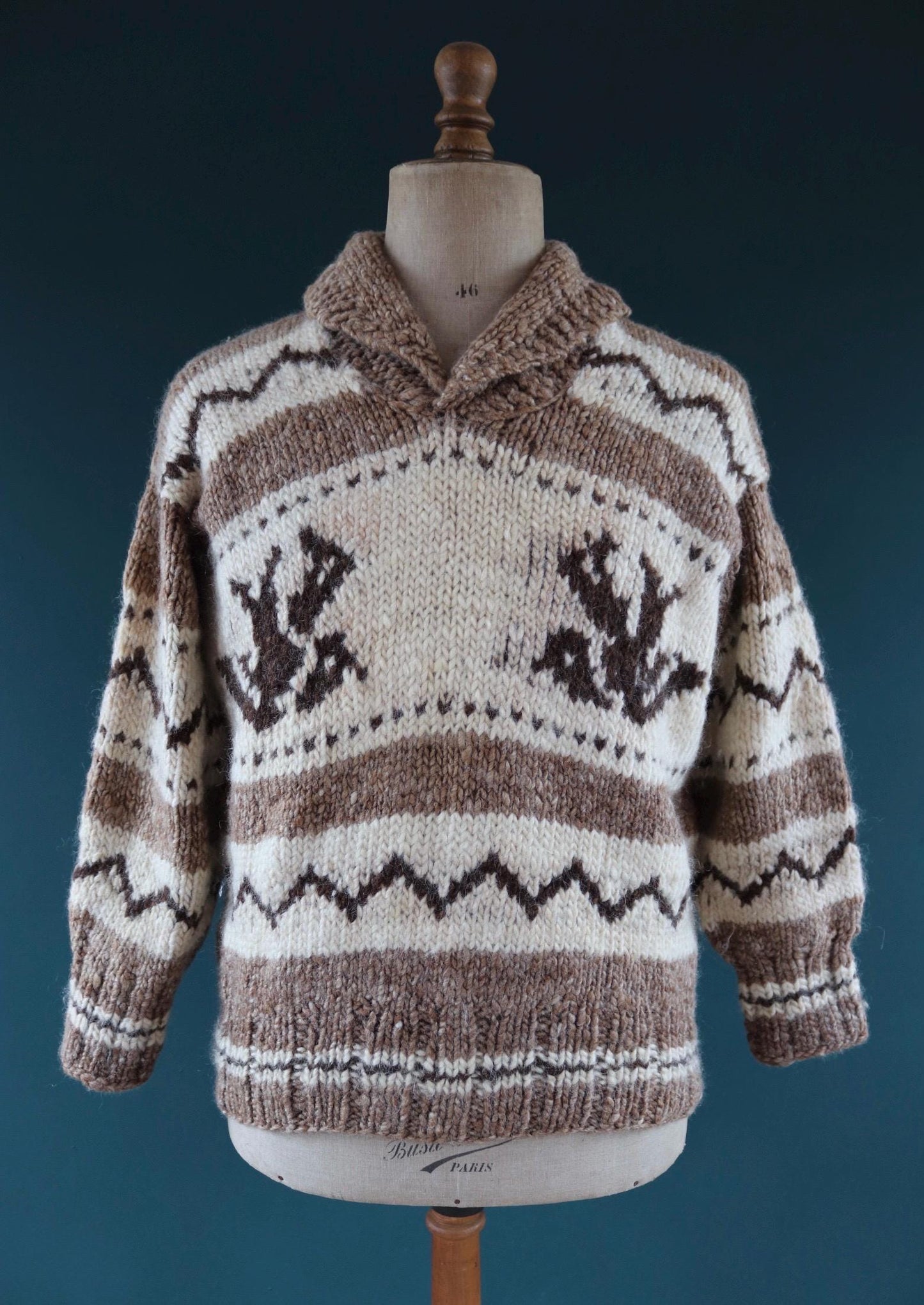 Vintage 1970s cowichan sweater - chunky wool jumper - hand knitted - shawl collar - 46” chest