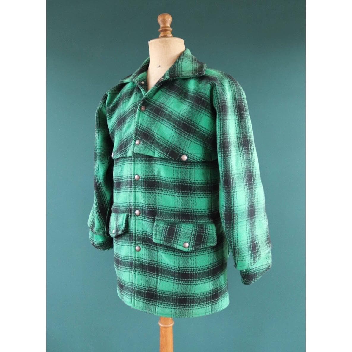 Vintage 1970s workwear jacket - green plaid cruiser - wool hunting mackinaw - winter chore coat - 40” chest
