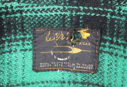 Vintage 1970s workwear jacket - green plaid cruiser - wool hunting mackinaw - winter chore coat - 40” chest
