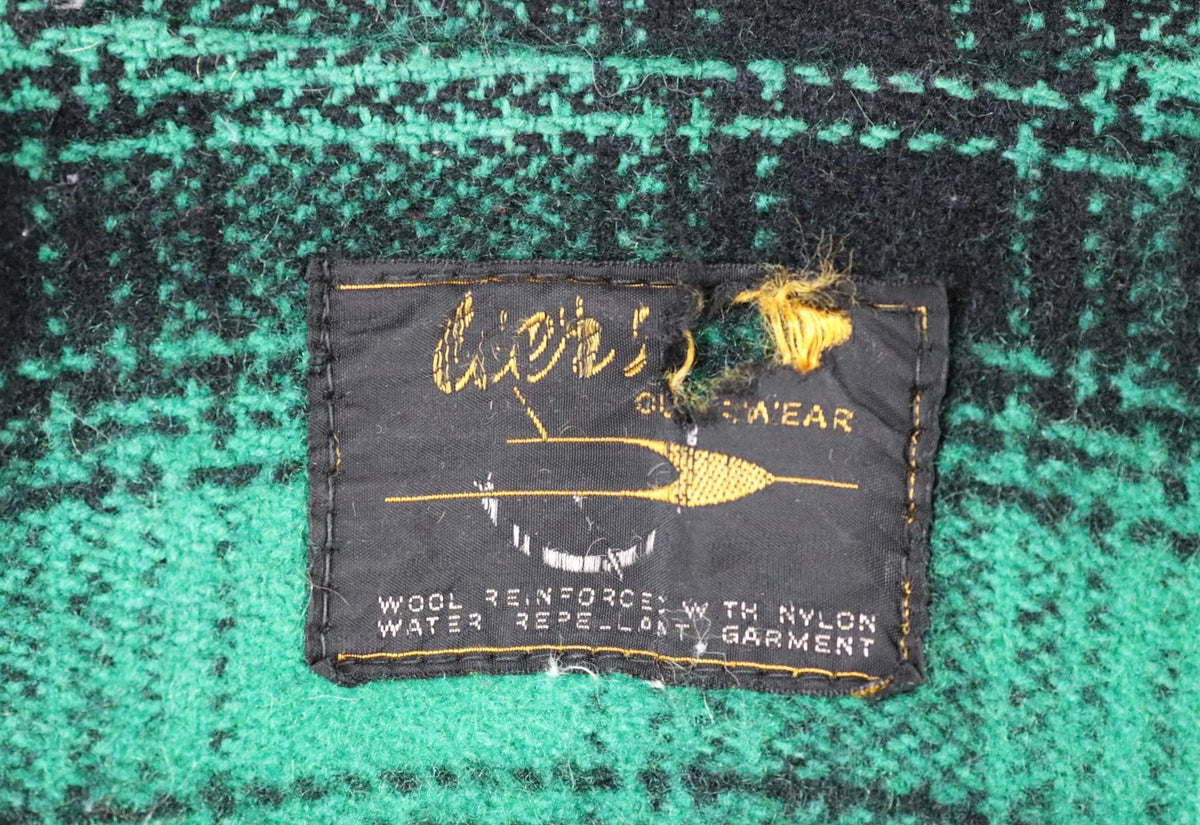 Vintage 1970s workwear jacket - green plaid cruiser - wool hunting mackinaw - winter chore coat - 40” chest