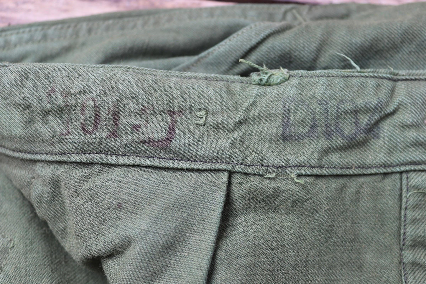Vintage 1940s 50s Swedish army trousers - military workwear - cotton twill buckle back pants - utility field chore - 38” x 29”