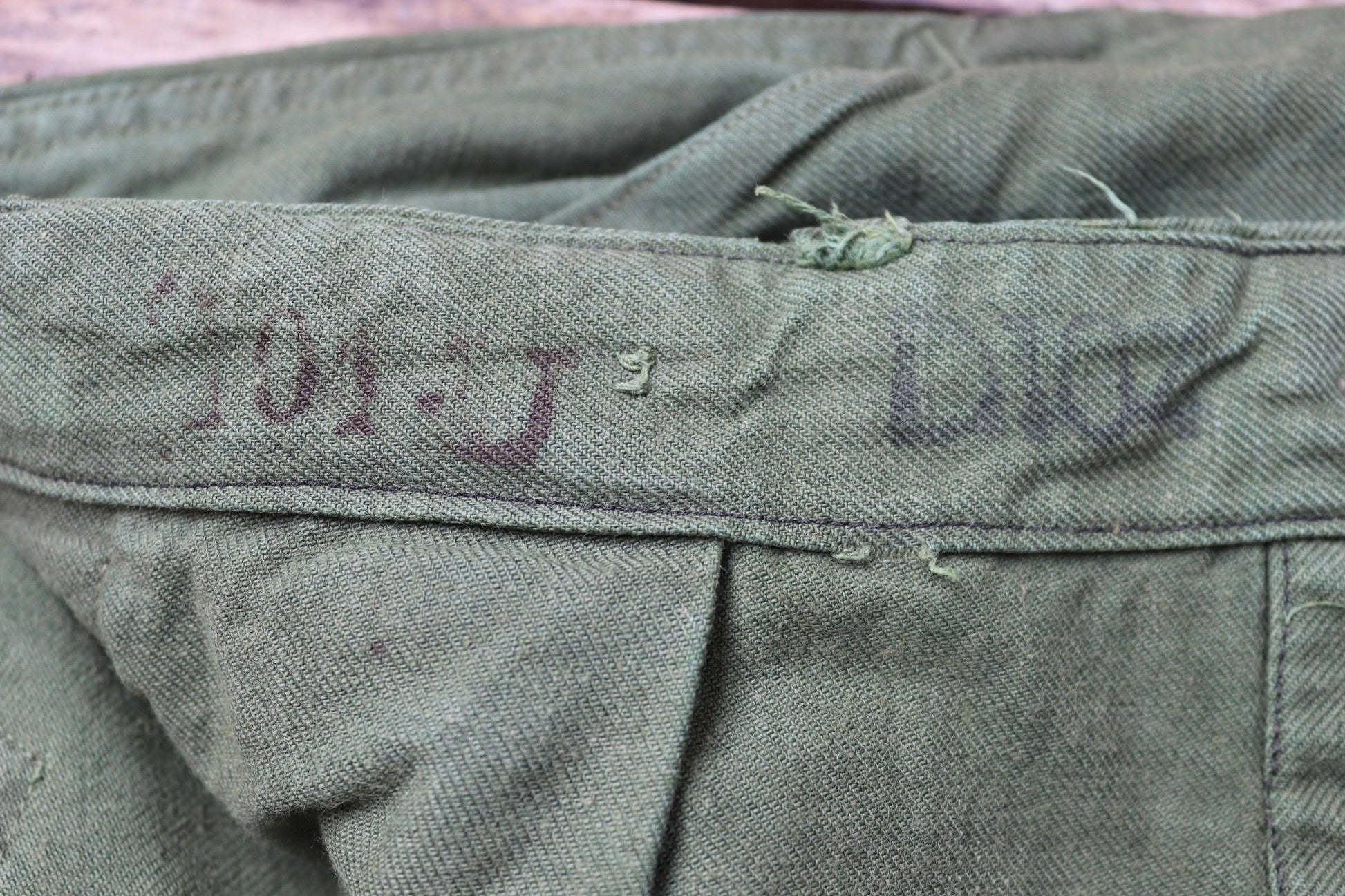 Vintage 1940s 50s Swedish army trousers - military workwear - cotton twill buckle back pants - utility field chore - 38” x 29”