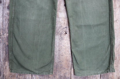 Vintage 1940s 50s Swedish army trousers - military workwear - cotton twill buckle back pants - utility field chore - 34” x 30”