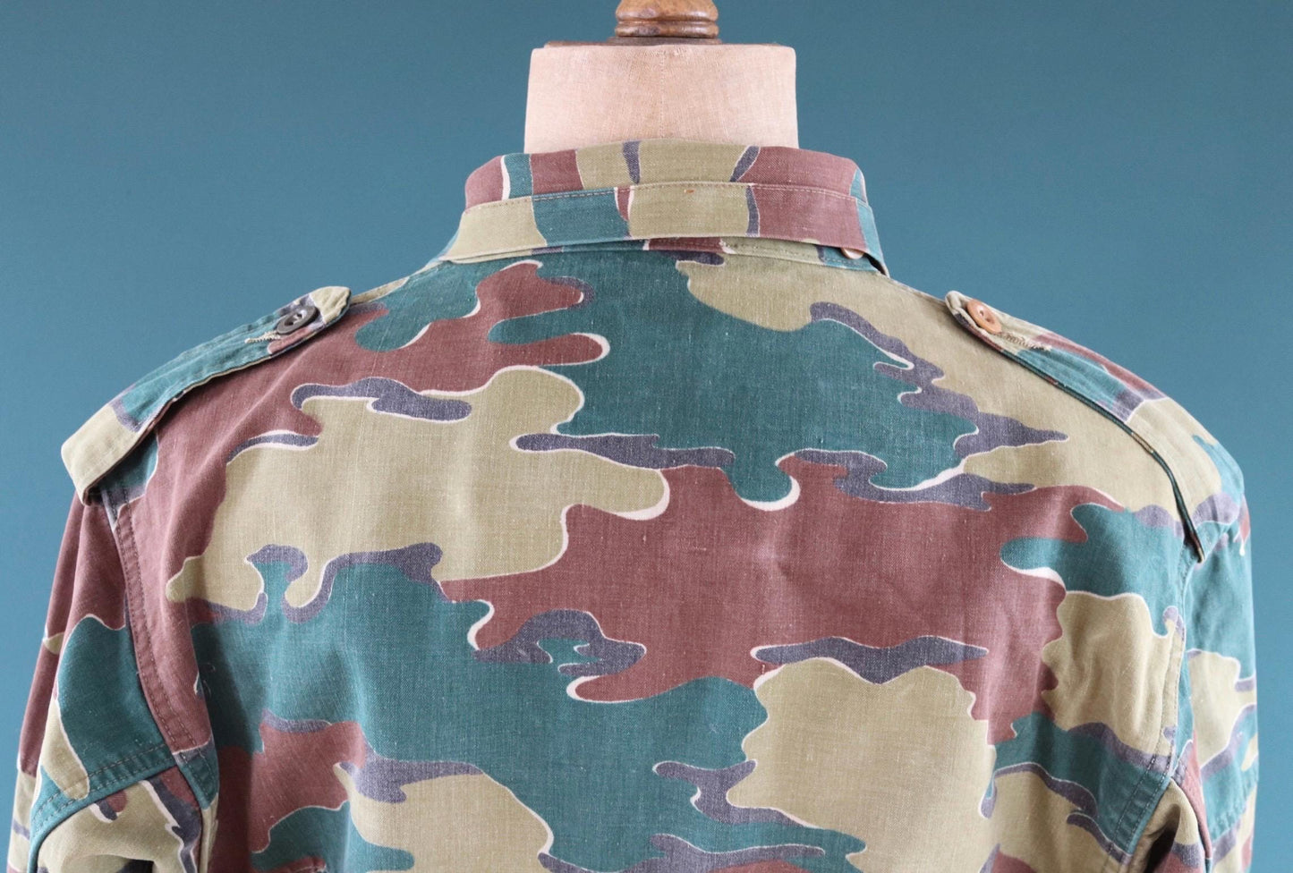 Vintage 1950s Belgian paratrooper jump smock - military anorak - army jacket - jigsaw camouflage - 46” chest