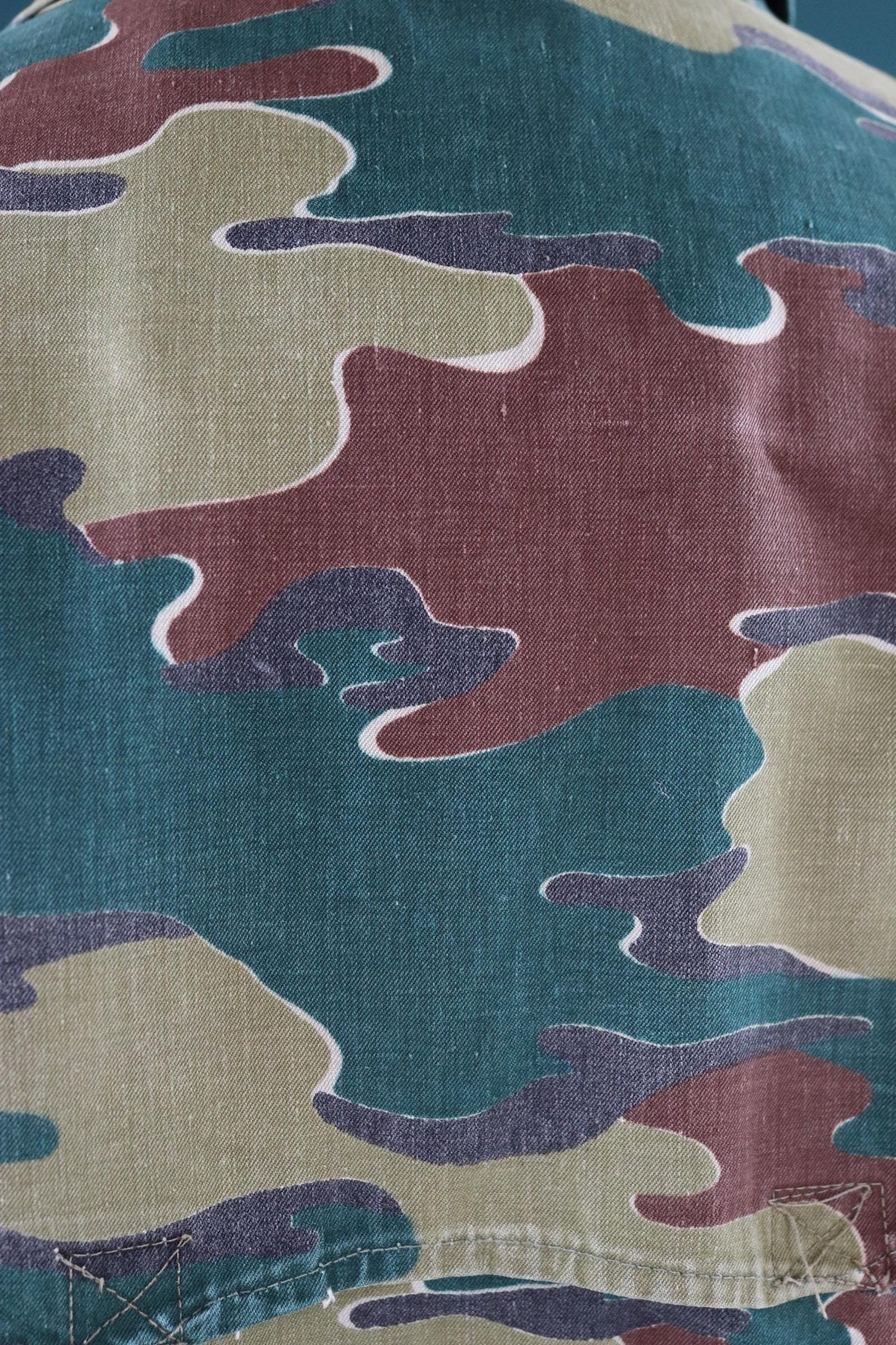 Vintage 1950s Belgian paratrooper jump smock - military anorak - army jacket - jigsaw camouflage - 46” chest