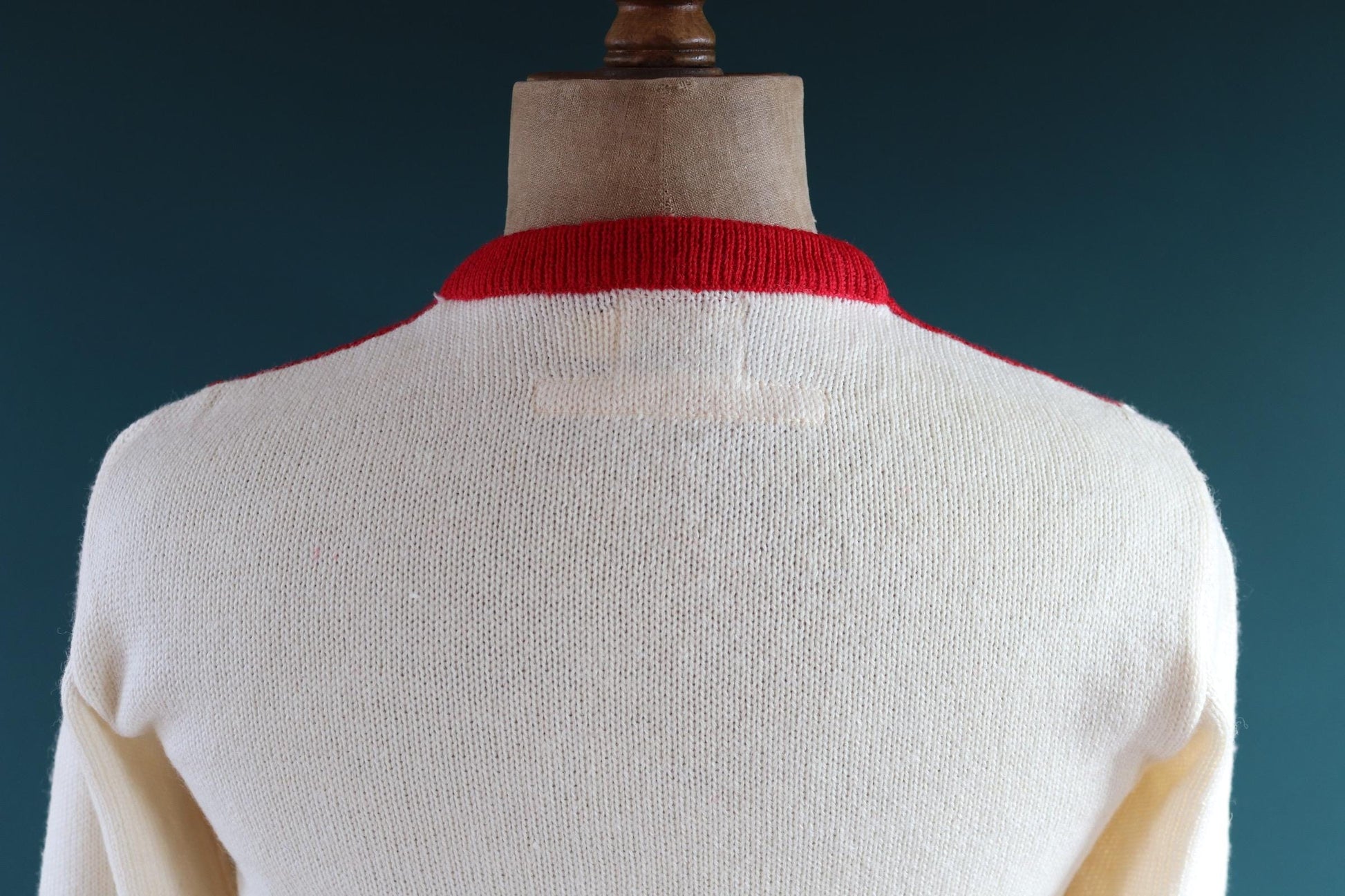 Vintage 1960s college jumper - knitted wool sweater - varsity knitwear - 38” chest