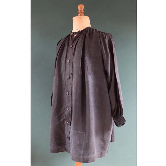 Antique French workwear smock - 1800s 1900s indigo blue cotton biaude - vintage chore shirt - darned repaired - pleated - 68” chest