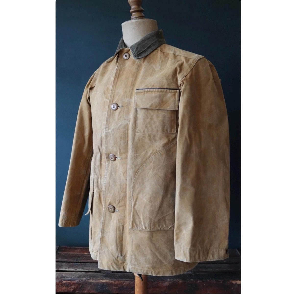 Vintage 1970s Duxbak hunting jacket - canvas chore coat - American workwear - 45" chest
