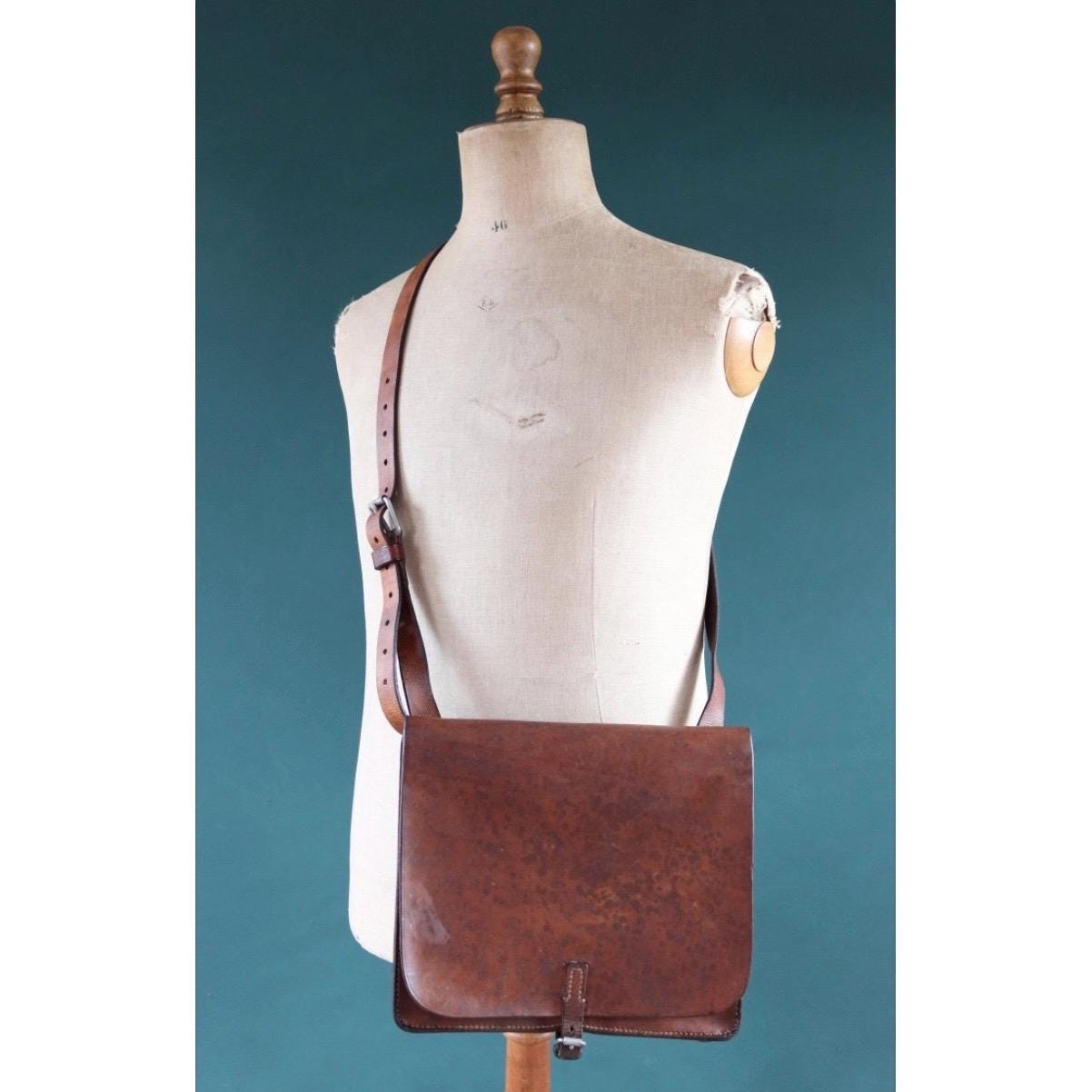 Vintage 1930s 40s brown leather bag - Swedish military workwear - shoulder satchel - luggage