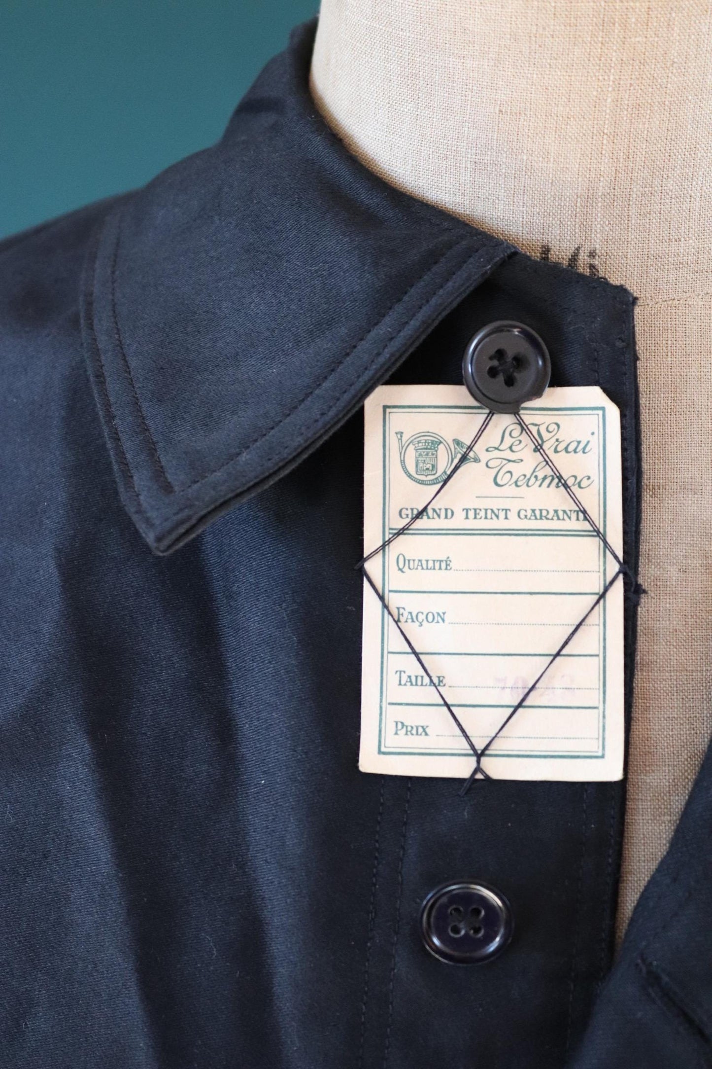 Vintage French black moleskin workwear jacket - 1940s 50s chore coat - deadstock - 41” chest