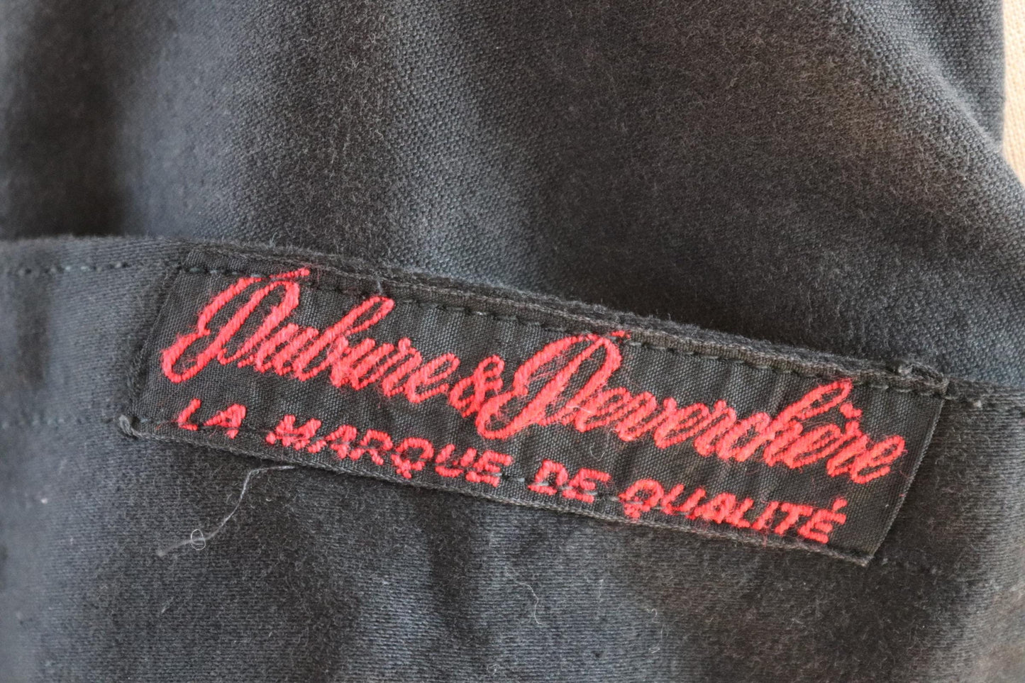 Vintage French black moleskin workwear jacket - 1940s 50s chore coat - 42” chest