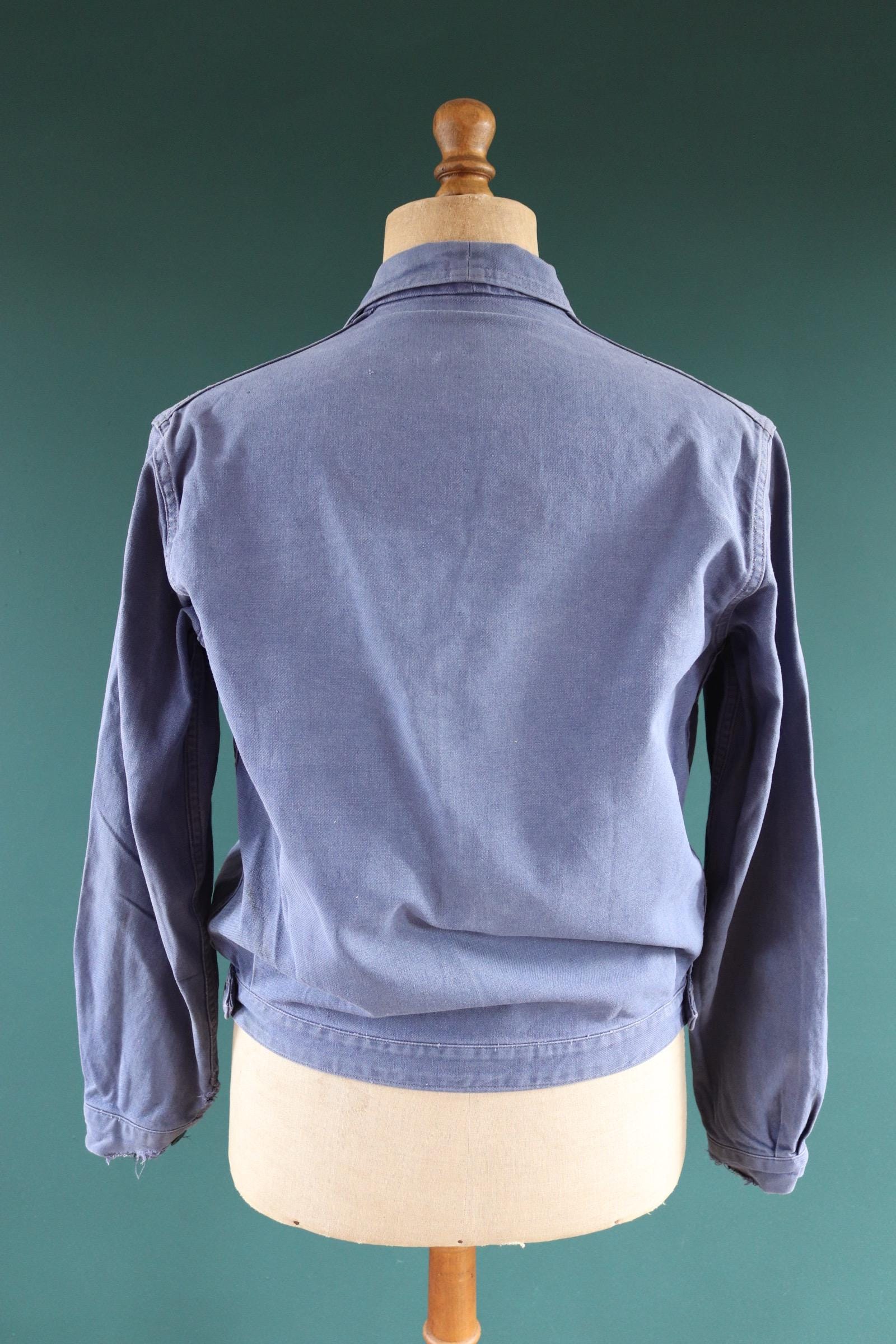 Vintage French blue cyclist jacket - 1950s workwear - cropped chore coat - faded cotton twill - 44” chest - bleu de travail