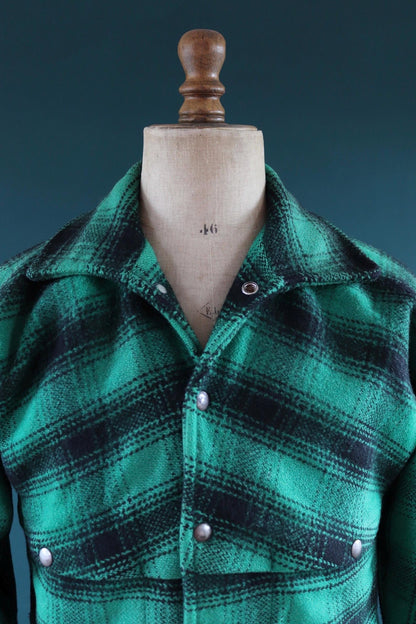 Vintage 1970s workwear jacket - green plaid cruiser - wool hunting mackinaw - winter chore coat - 40” chest