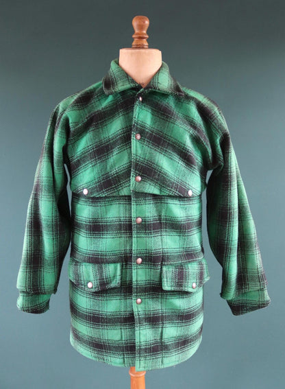 Vintage 1970s workwear jacket - green plaid cruiser - wool hunting mackinaw - winter chore coat - 40” chest