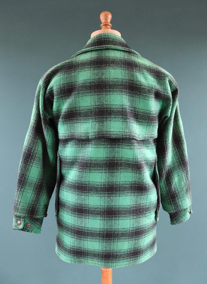 Vintage 1970s workwear jacket - green plaid cruiser - wool hunting mackinaw - winter chore coat - 40” chest