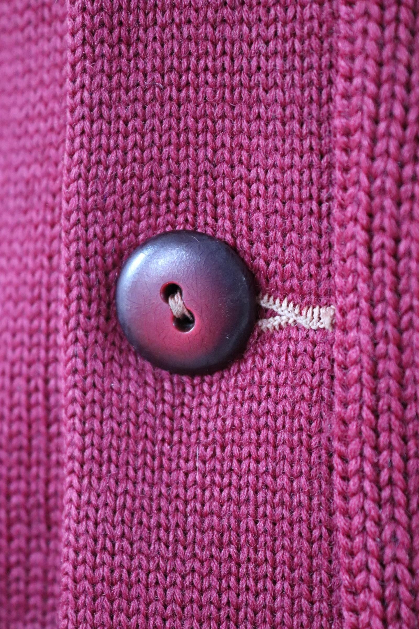 Vintage 1950s 60s varsity sweater - burgundy wool - Ivy League knitwear - 43” chest