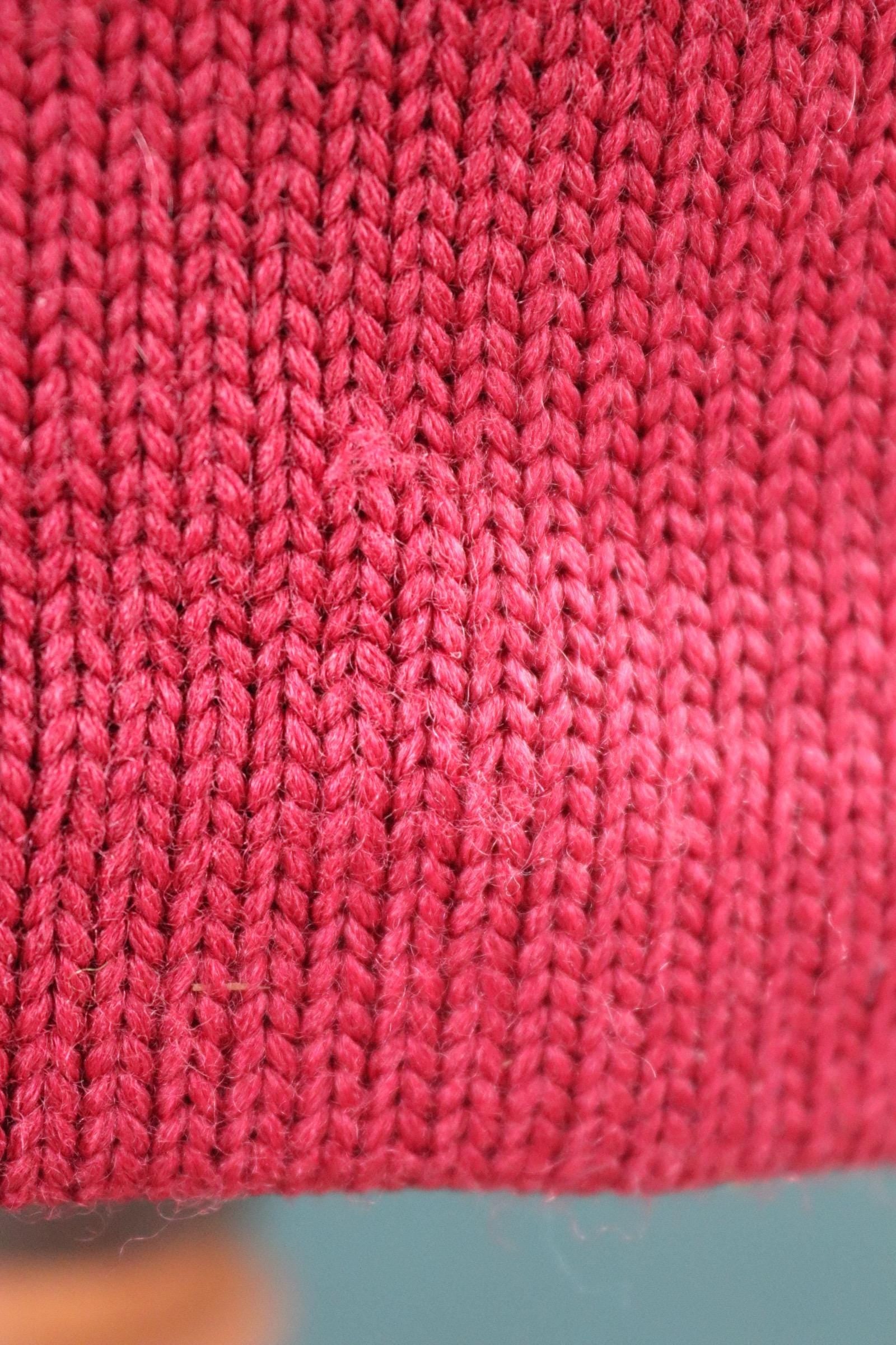 Vintage 1950s 60s varsity sweater - burgundy wool - Ivy League knitwear - 43” chest