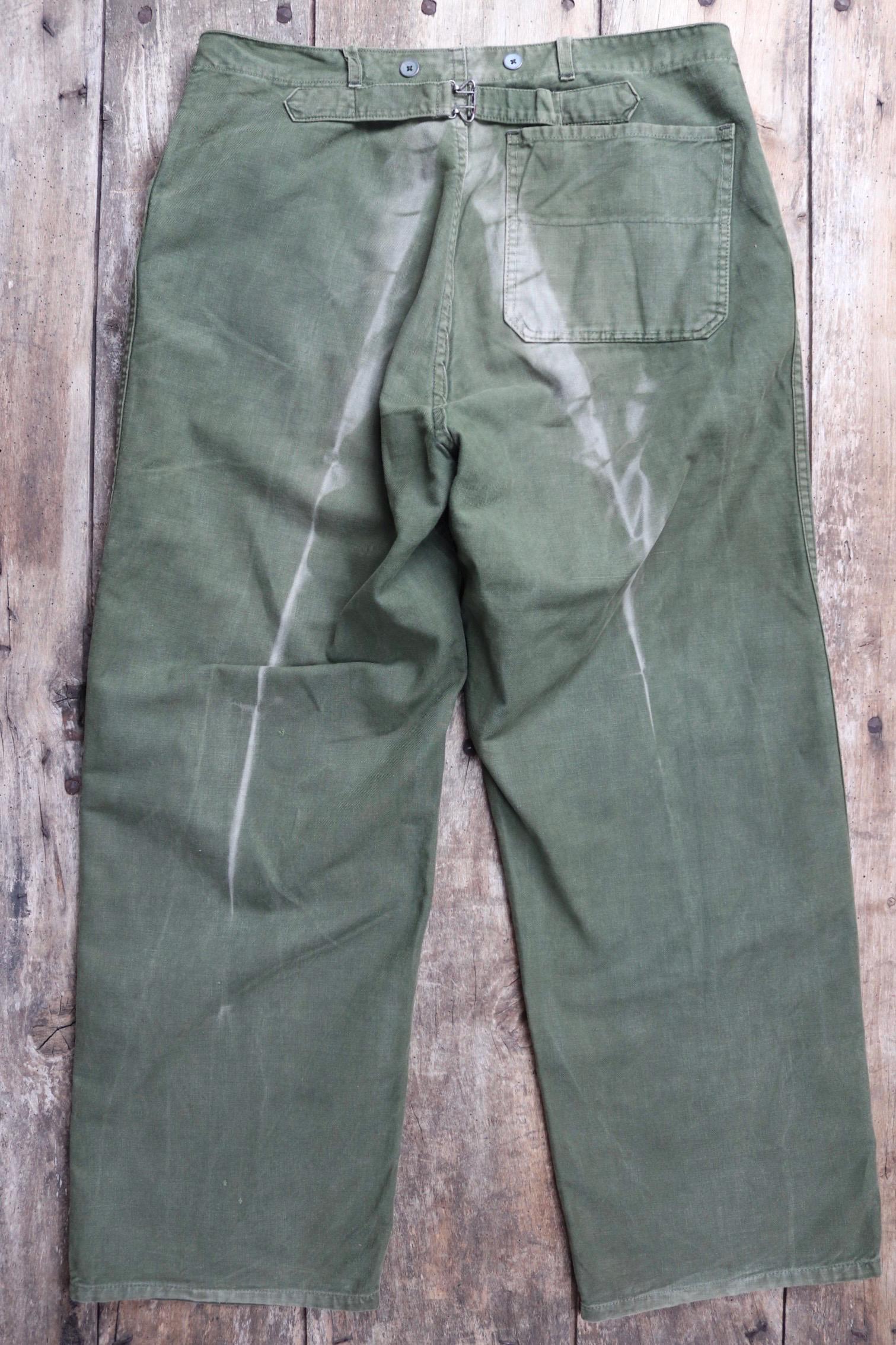 Vintage Swedish military workwear trousers - buckle back - utility pants - 36" x 31"