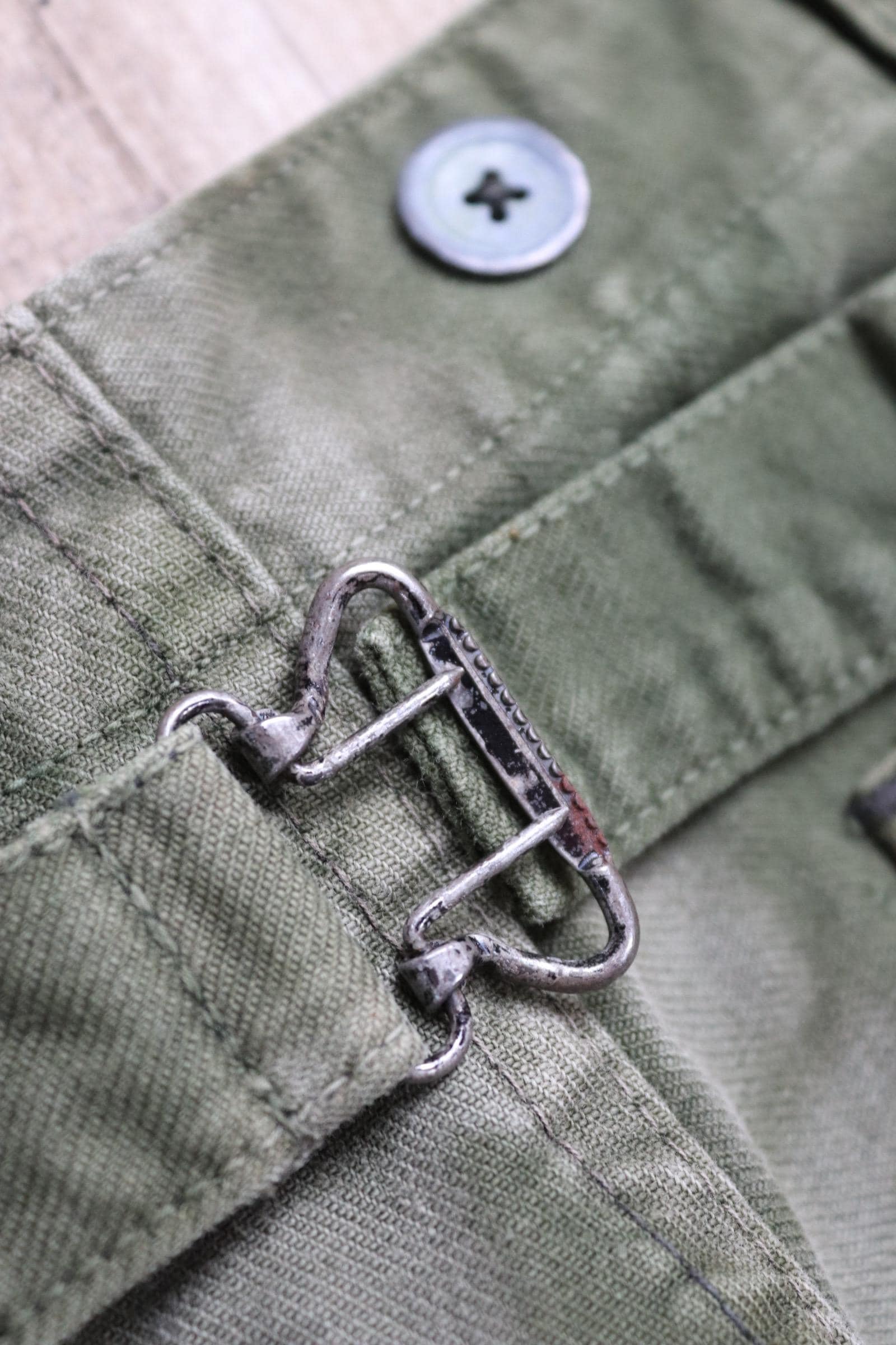 Vintage Swedish military workwear trousers - buckle back - utility pants - 36" x 31"