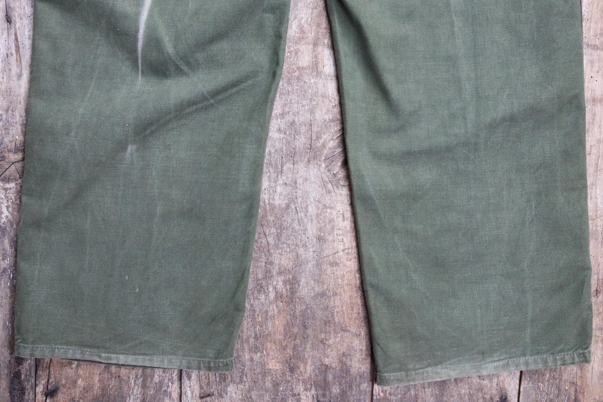 Vintage Swedish military workwear trousers - buckle back - utility pants - 36" x 31"