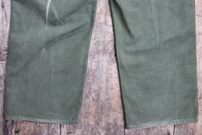 Vintage Swedish military workwear trousers - buckle back - utility pants - 36" x 31"