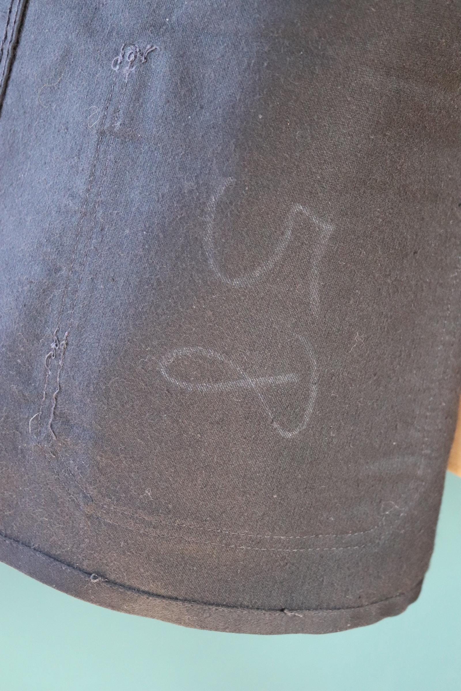 Vintage 1940s French black moleskin chore jacket - deadstock workwear - 52” chest