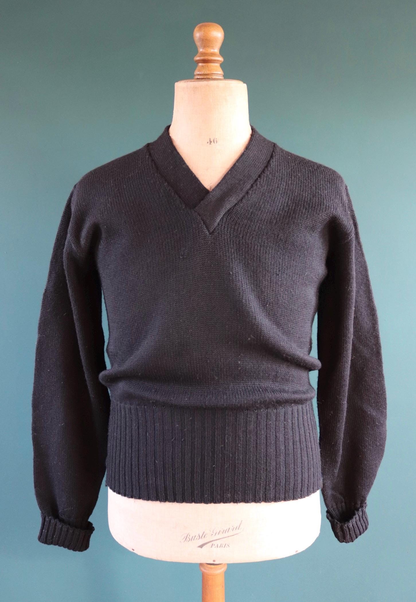 Vintage 1950s black wool varsity sweater - knitted jumper - Ivy League style - long rib - 40” chest