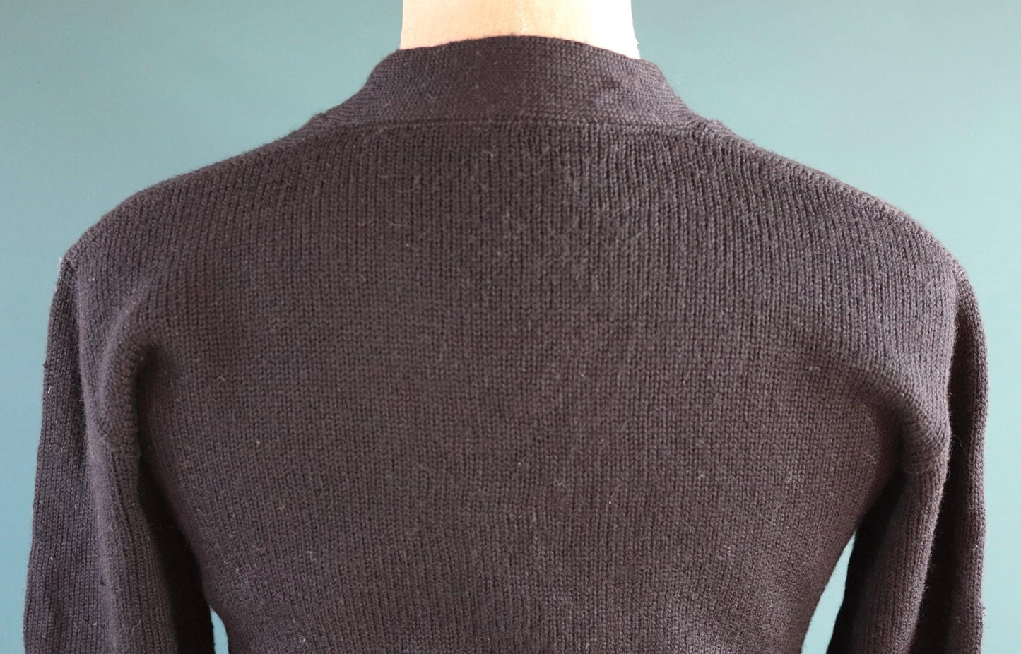Vintage 1950s black wool varsity sweater - knitted jumper - Ivy League style - long rib - 40” chest