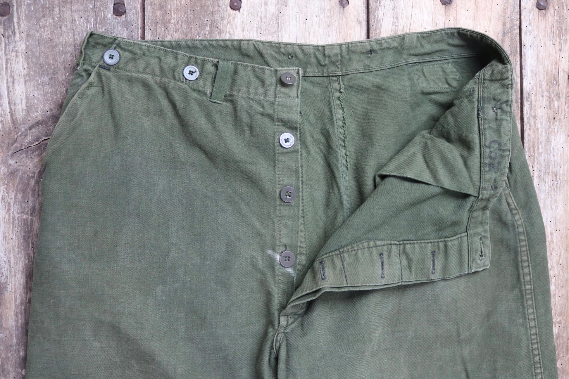 Vintage Swedish military workwear trousers - buckle back - utility pants - 36" x 31"